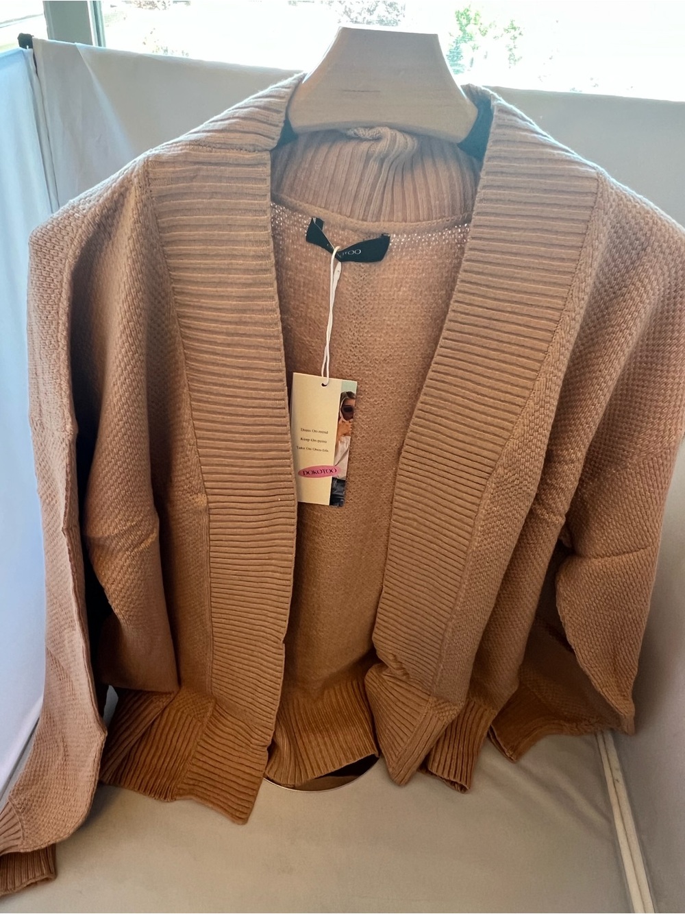 Chunky Open-Front Women's Cardigan Sweater in Camel